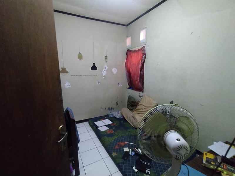 dijual ruko gudang kantor jalan kutilang bsi 2