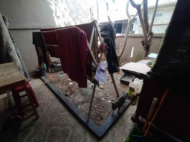 dijual ruko gudang kantor jalan kutilang bsi 2