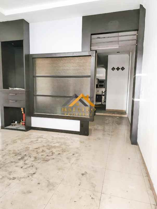 dijual ruko gudang kantor jalan pasar 3 krakatau medan