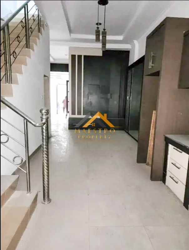 dijual ruko gudang kantor jalan pasar 3 krakatau medan