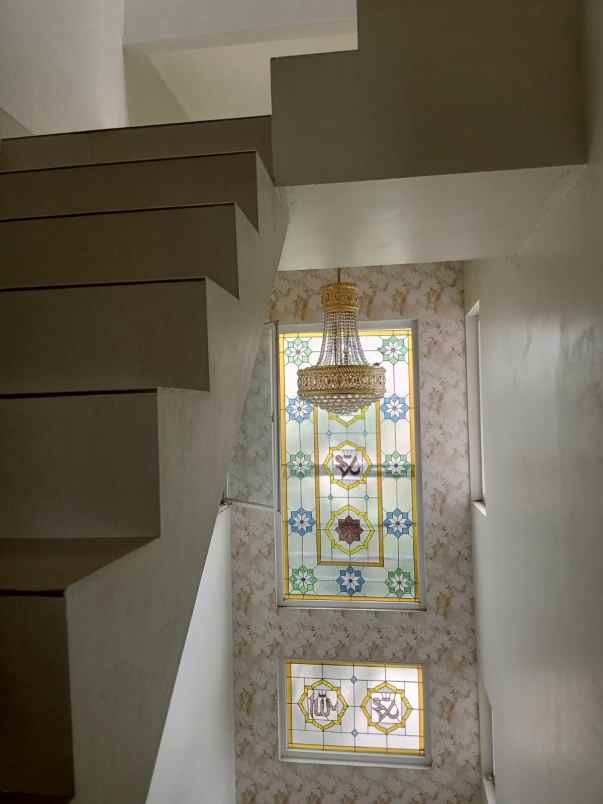 dijual ruko gudang kantor jl taman udayana sentul