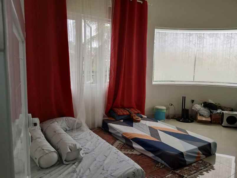 dijual ruko gudang kantor jl taman udayana sentul