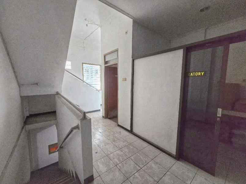 dijual ruko gudang kantor raya darmo permai selatan