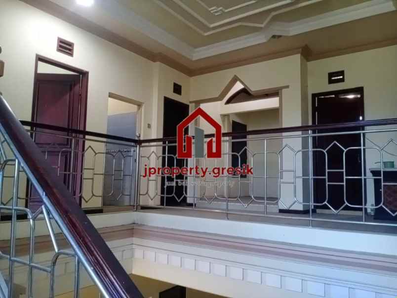 dijual rumah 2 lantai dekat icon mall gresik