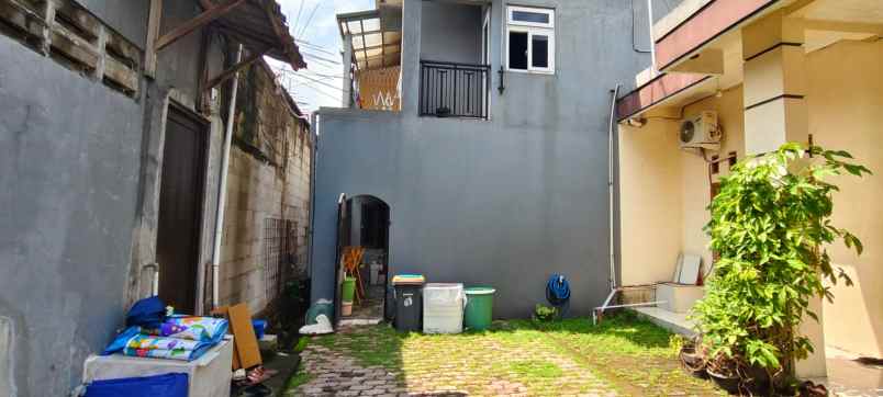 dijual rumah 2 lantai lokasi cibubur jakarta timur