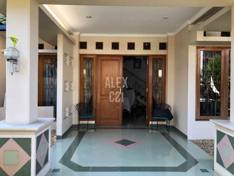 dijual rumah alam cirendeu pisangan