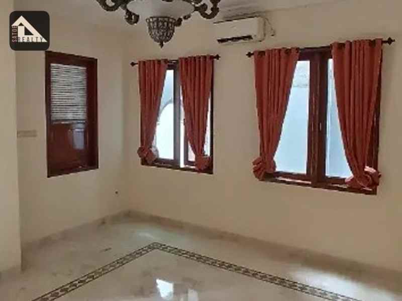 dijual rumah area kramat pela kebayoran