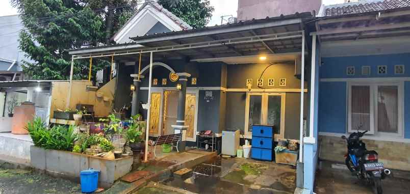 dijual rumah arinda