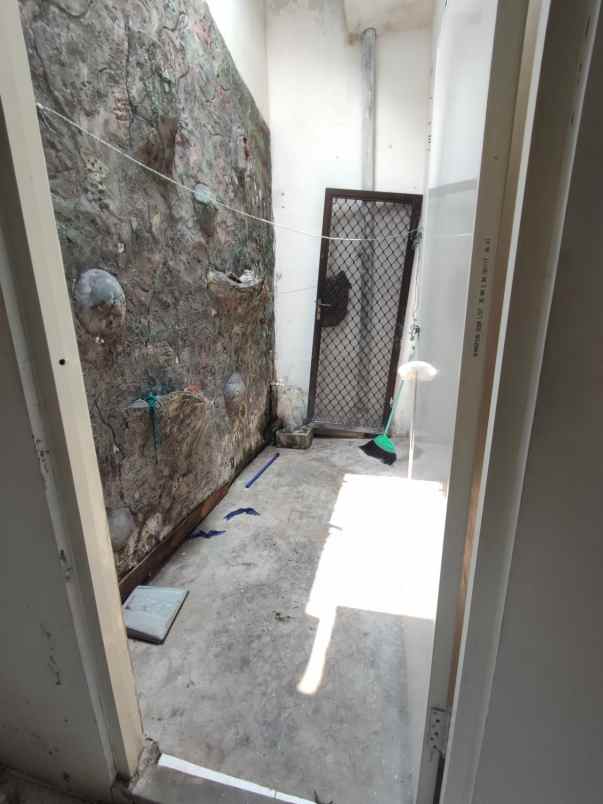 dijual rumah babat jerawat