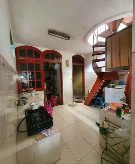 dijual rumah babatan pantai