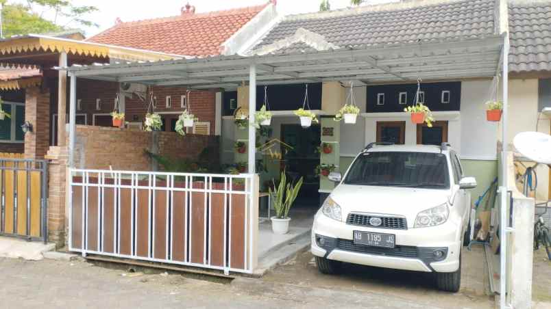 dijual rumah banguntapan bantul