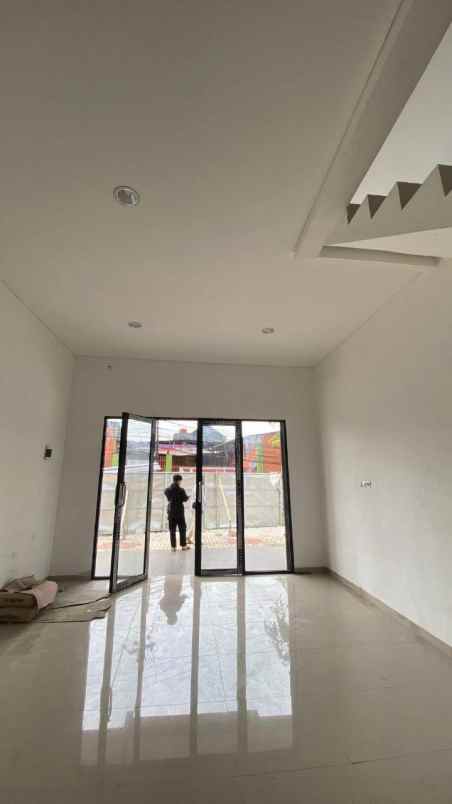 dijual rumah bantargebang