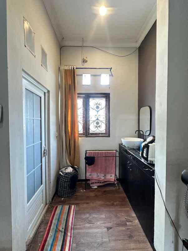 dijual rumah banyumani