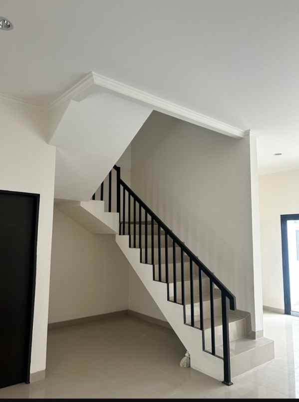 dijual rumah baru daerah turangga bandung