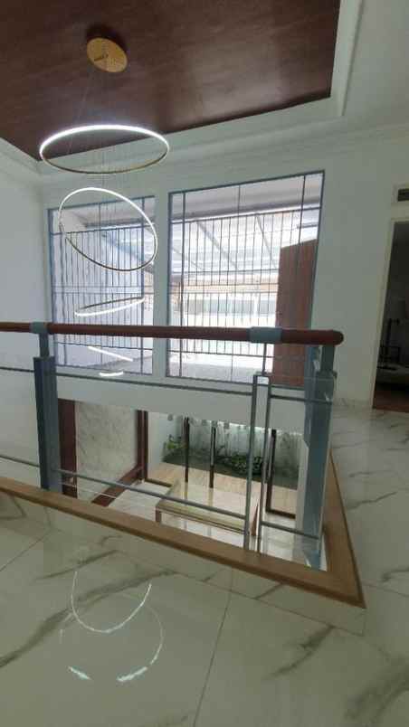 dijual rumah batununggal permai