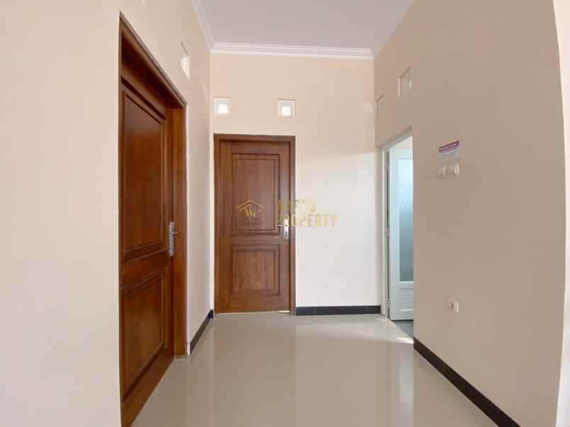 dijual rumah baturetno bnaguntapan