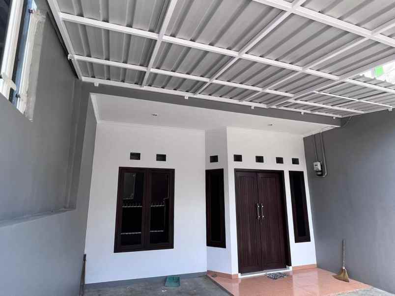 dijual rumah briya bandung indah