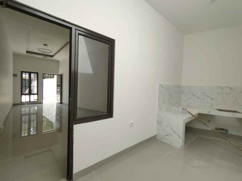dijual rumah buaran serpong tangerang