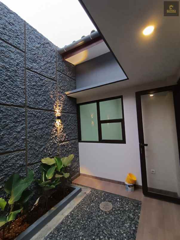 dijual rumah bukit nusa indah ciputat