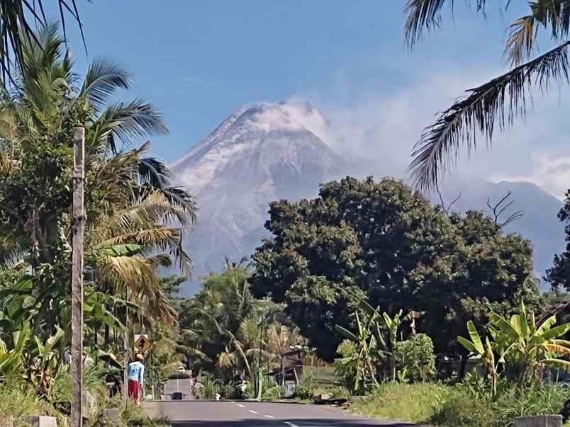 dijual rumah candibinangun