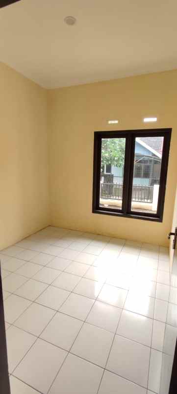 dijual rumah cibabat