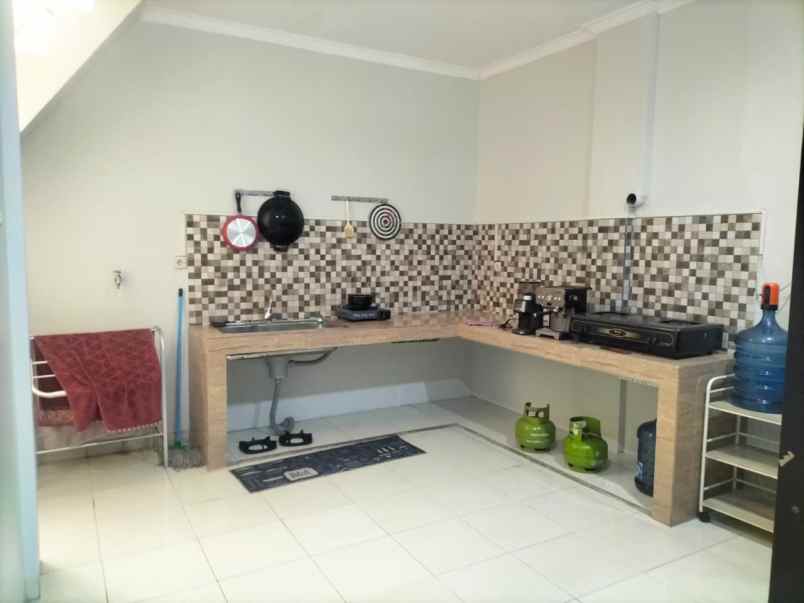 dijual rumah cibaligo cihanjuang