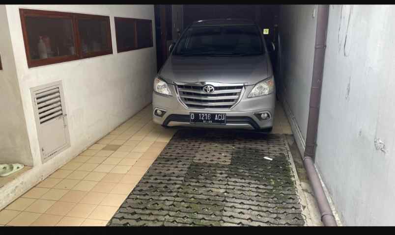 dijual rumah cigadung