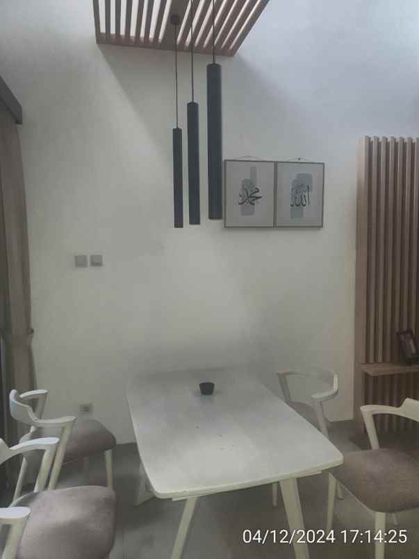 dijual rumah ciganjur