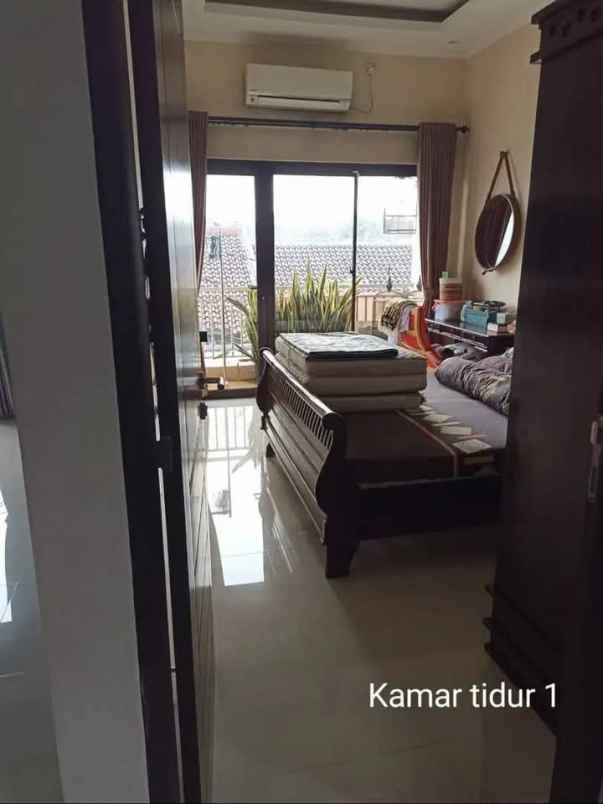 dijual rumah ciganjur jagakarsa