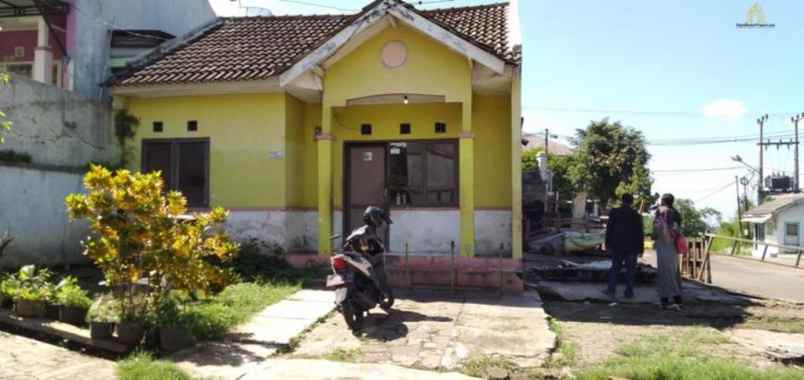 dijual rumah cilayung jatinangor