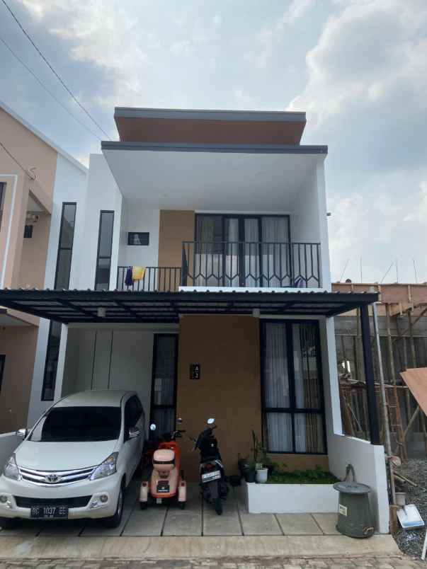 dijual rumah cilendek timur