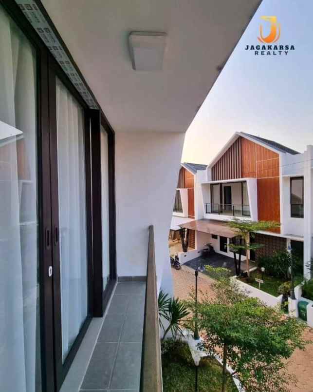 dijual rumah cinere depok