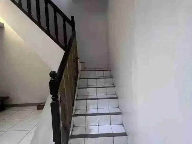 dijual rumah cipinang elok