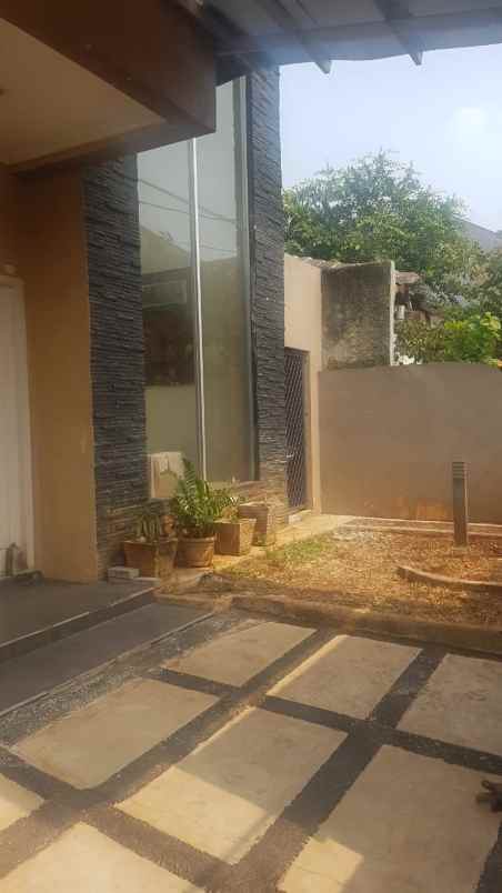 dijual rumah cipinang indah