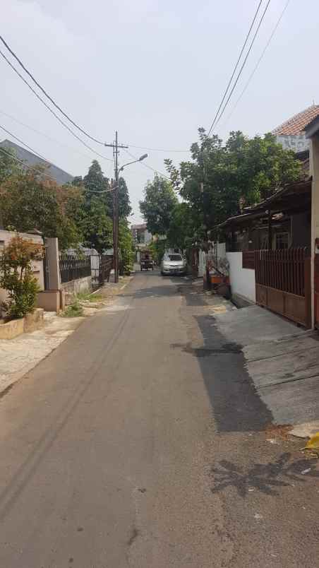 dijual rumah cipinang indah