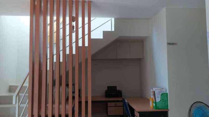 dijual rumah citra grand