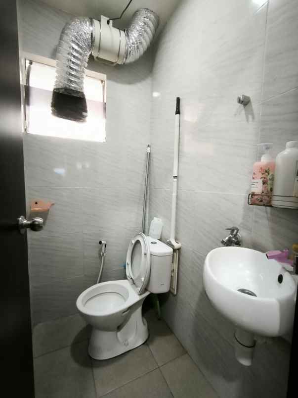 dijual rumah citraland pelican hill