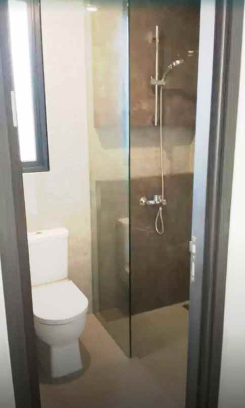 dijual rumah cluster aenno