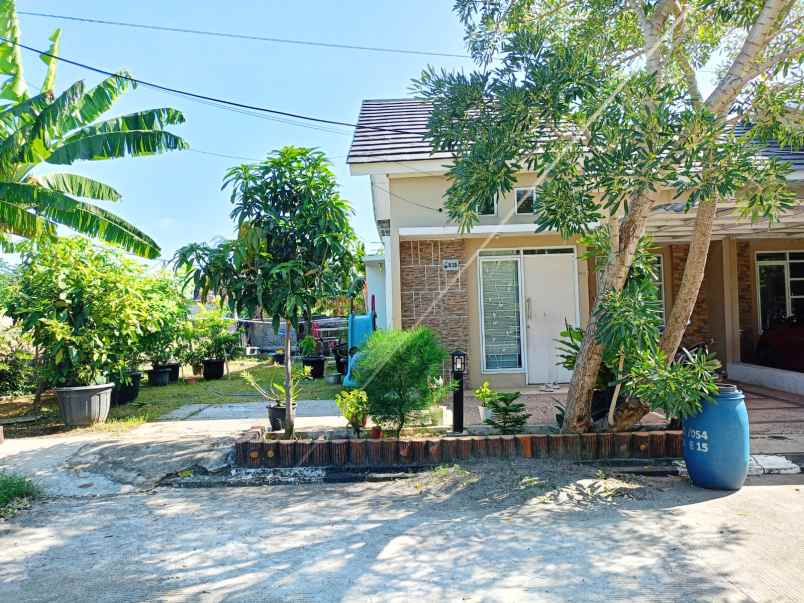 dijual rumah cluster agra kemala