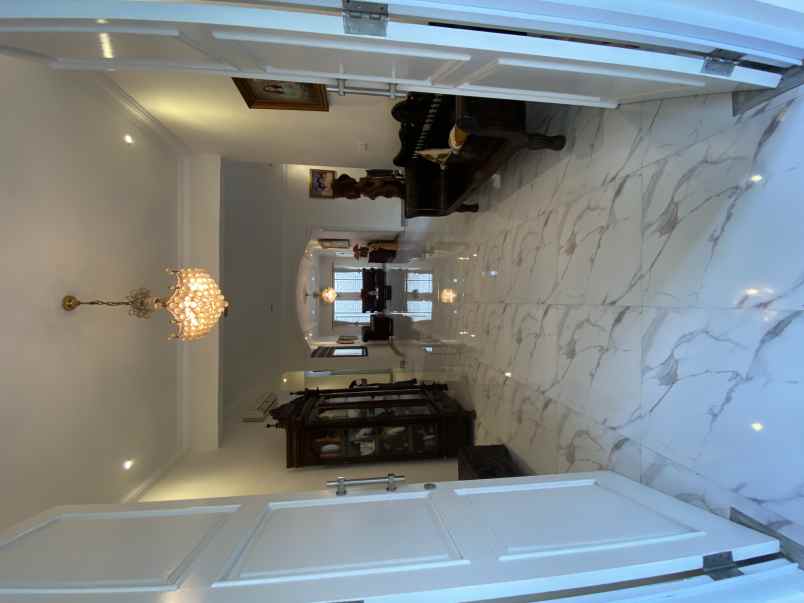 dijual rumah cluster alexandrite gading