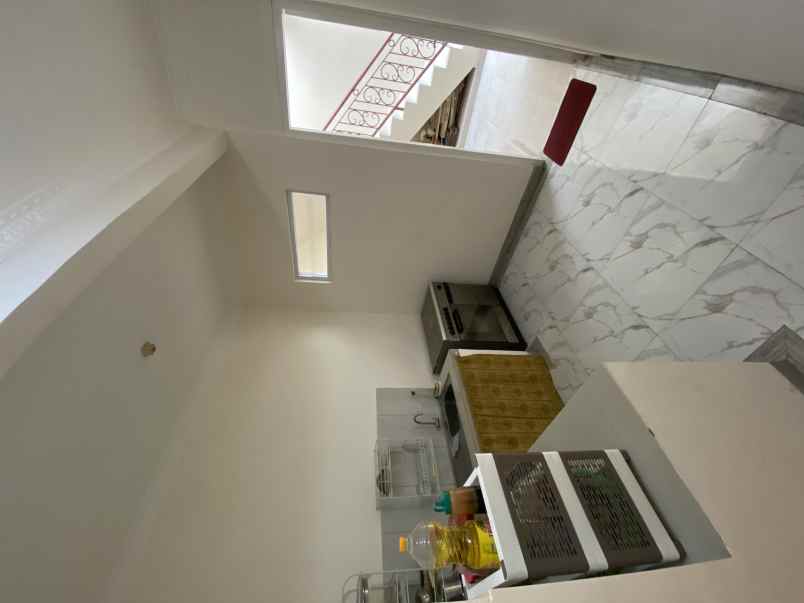 dijual rumah cluster alexandrite gading