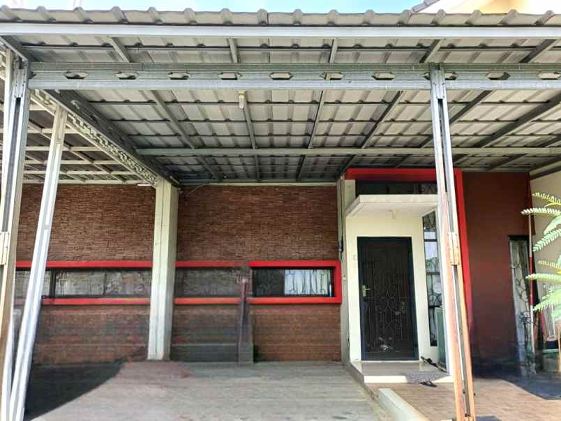 dijual rumah cluster ebony green ara