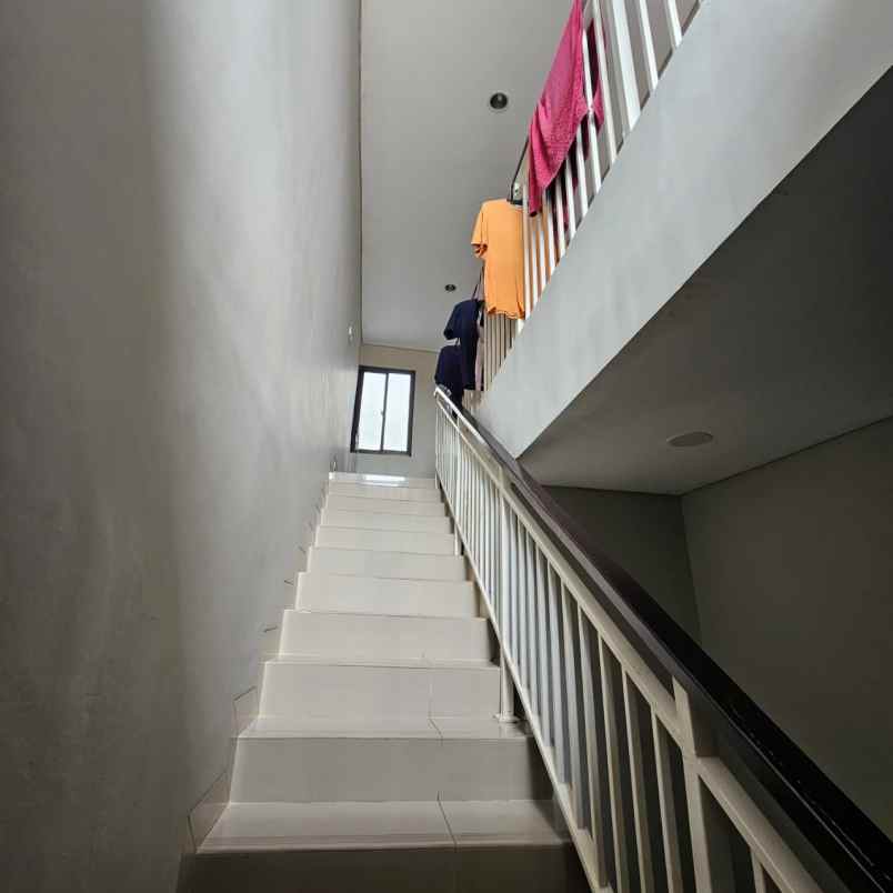 dijual rumah cluster la seine jakarta