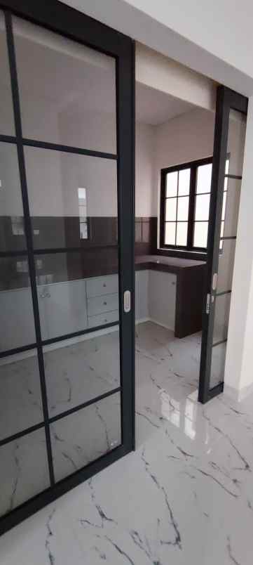 dijual rumah cluster margonite lavon ii