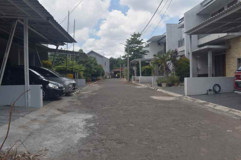 dijual rumah cluster pesona harapan