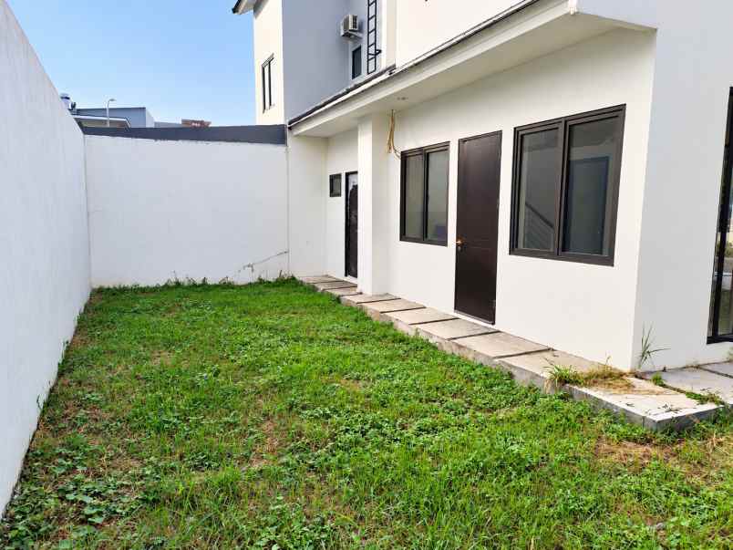 dijual rumah cluster shinano jgc