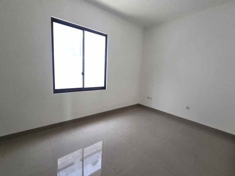 dijual rumah cluster summerwood sedayu city