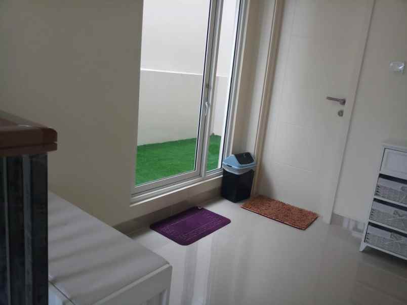 dijual rumah cluster tesla gading serpong