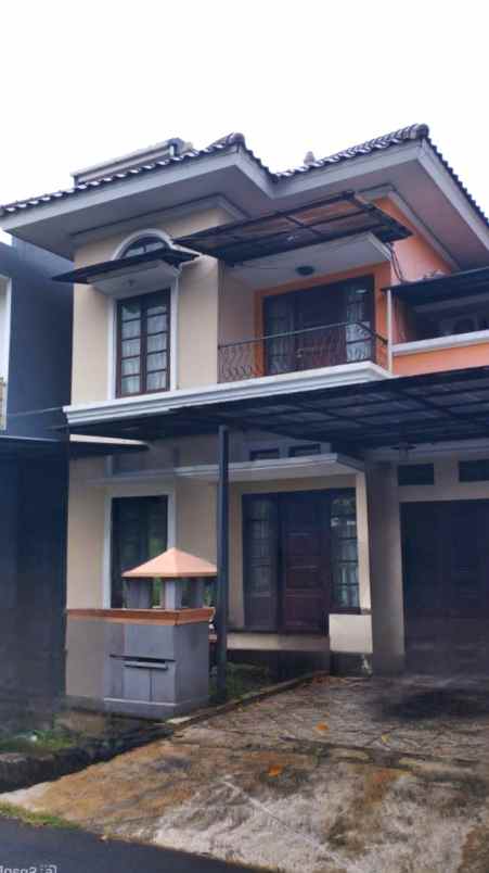 dijual rumah cluster tjikini metland cakung