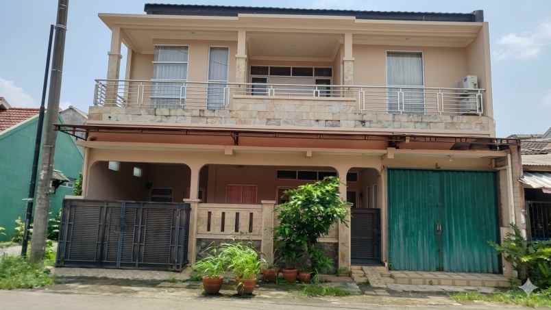 dijual rumah dan kios di vila pertiwi cilodong depok
